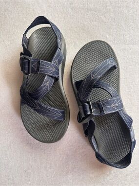CHACO Z/Cloud Aero Blue Sandals
Men's 8 / Women's 9.5 NWOB